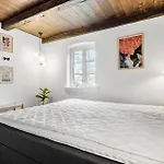 Дом отдыха 5 Bedroom Gorgeous In *