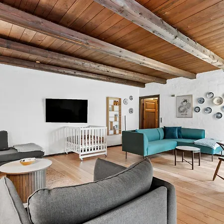 5 Bedroom Gorgeous In Ulfborg