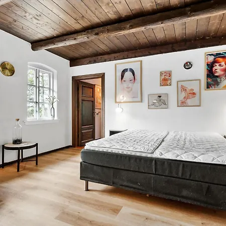 5 Bedroom Gorgeous In * Ulfborg