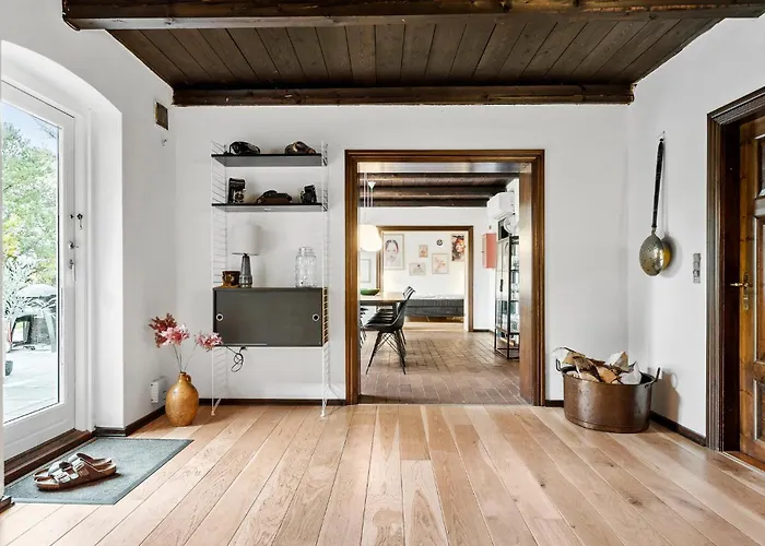5 Bedroom Gorgeous In Дом отдыха